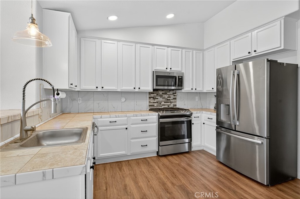 9027 Cascada Road