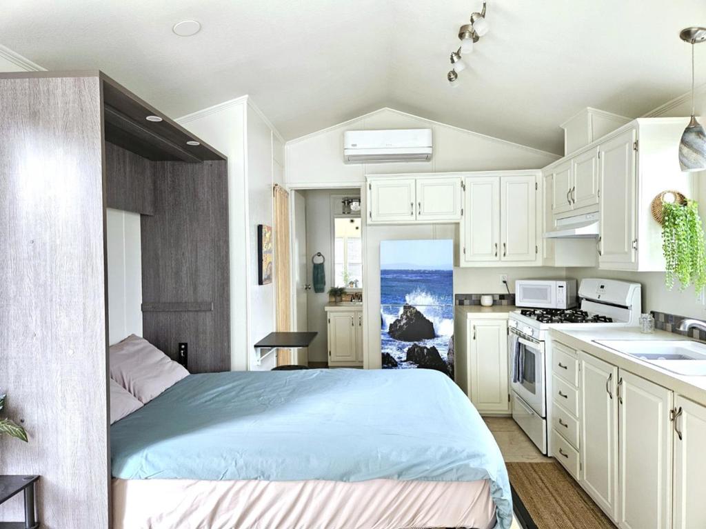 170 West Cliff Drive