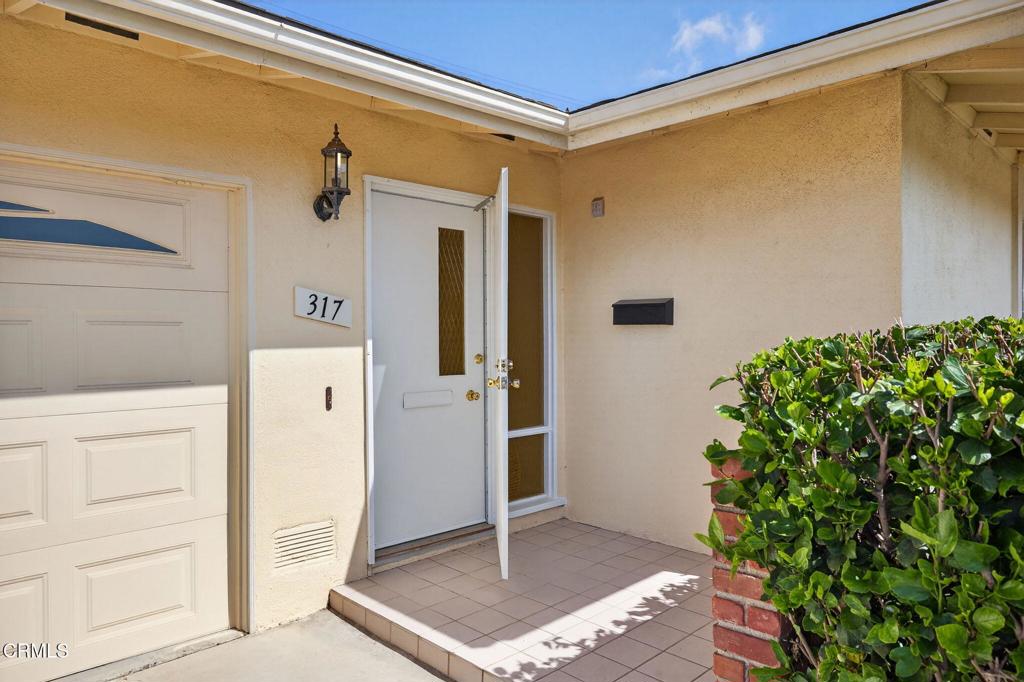 317 E Garden Green