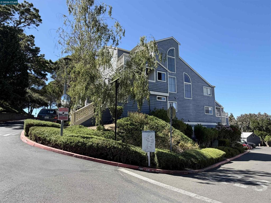 113 Sea Crest Cir