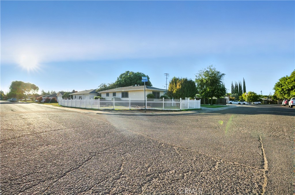 1709 Brenda Way