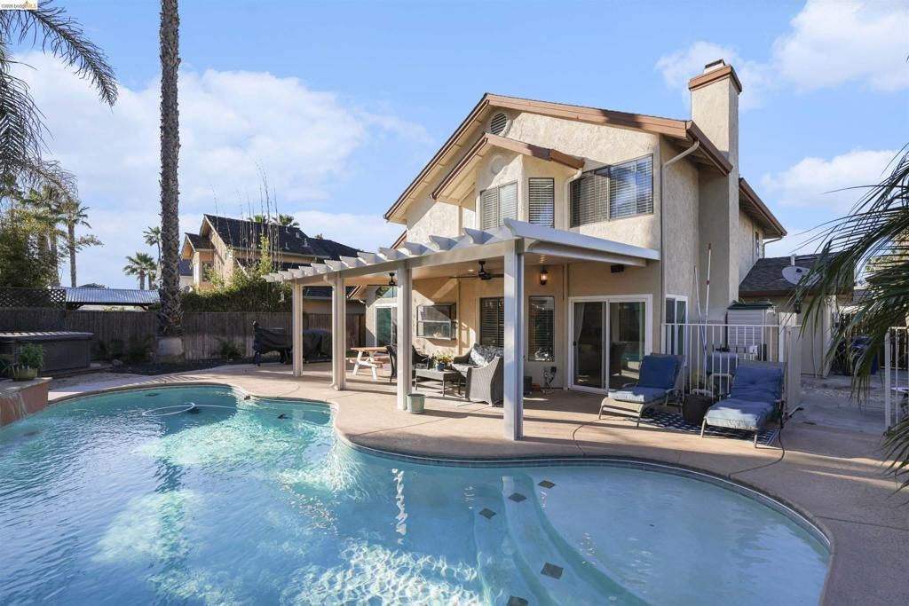 2110 Largo Ct