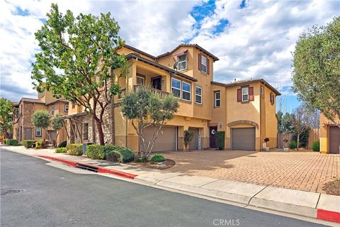 31082 Strawberry Tree Temecula CA 92592