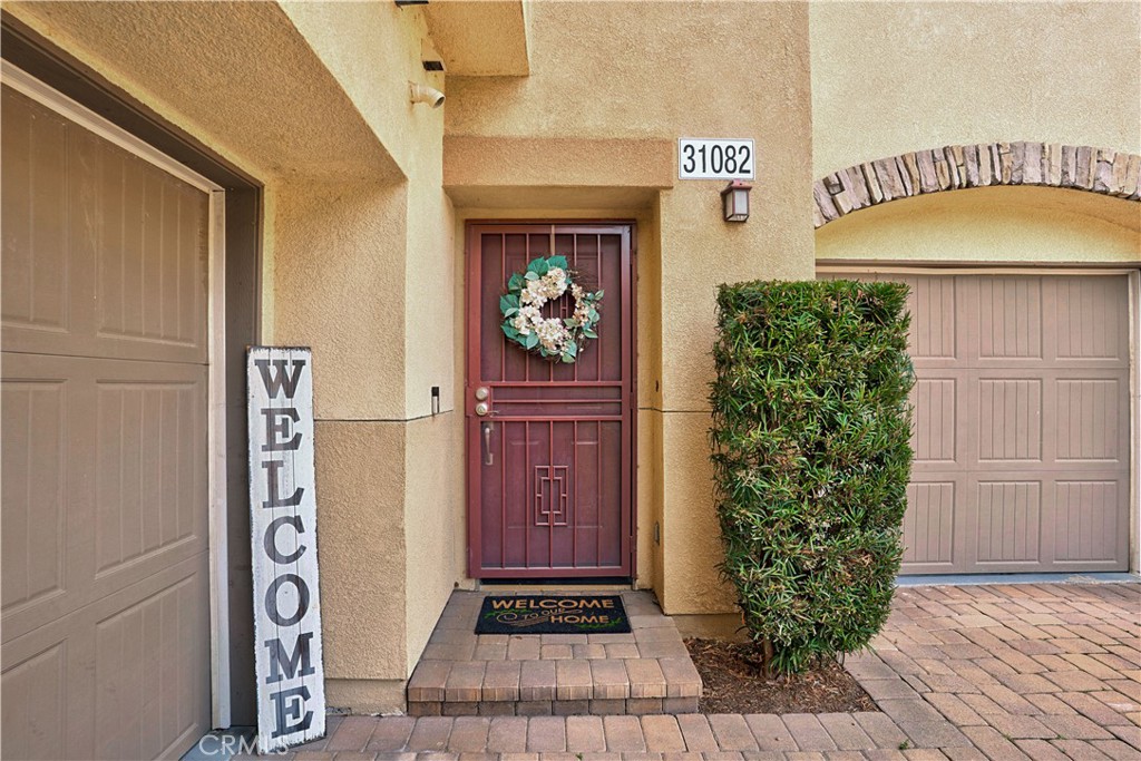 31082 Strawberry Tree