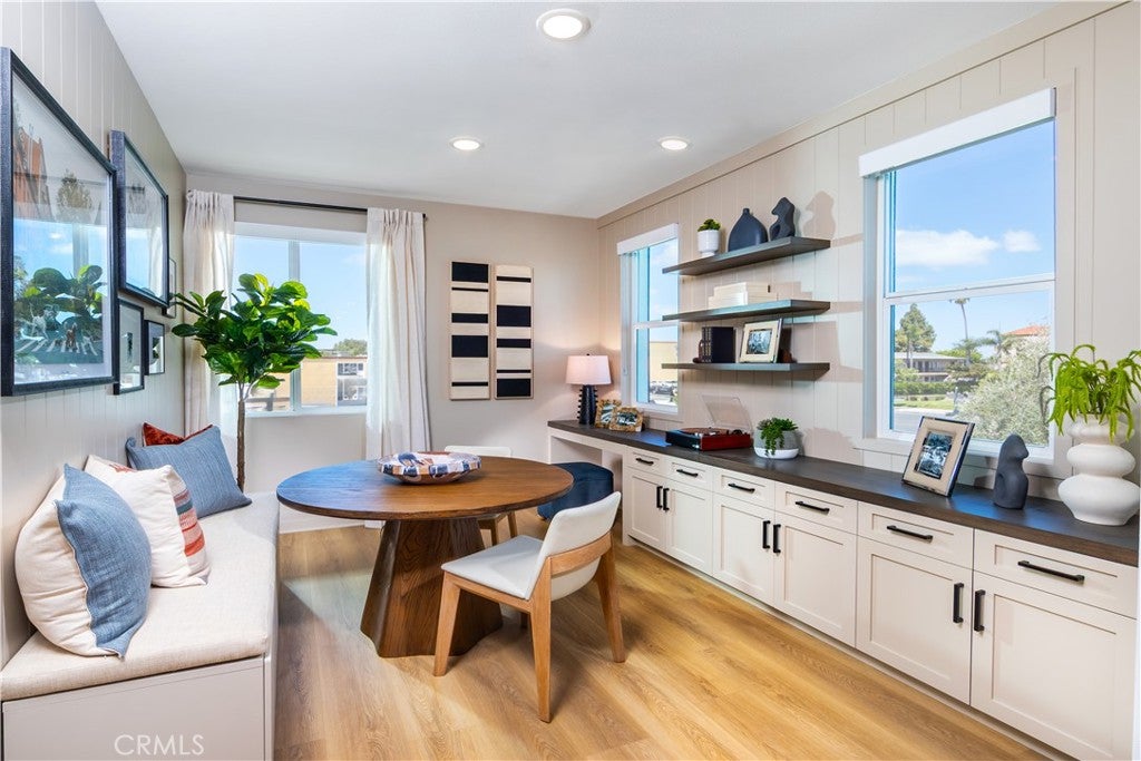 100 Tierra Lane