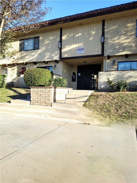 Photo of 13540 Hubbard St Unit 10 ST, Sylmar, CA 91342 (MLS # DW26214752)