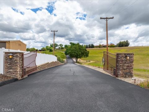 Tiny photo for 2230 Del Sol Place, Paso Robles, CA 93446 (MLS # NS25267670)