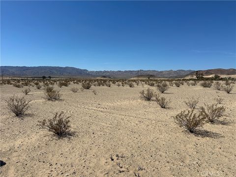 Photo of 0 Indian Trail, 29 Palms, CA 92277 (MLS # SR25097581) Photo of 0 Indian Trail, 29 Palms, CA 92277 (MLS # SR25097581)