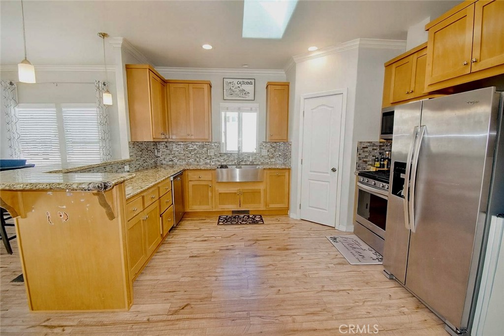 9851 Bolsa Avenue 196