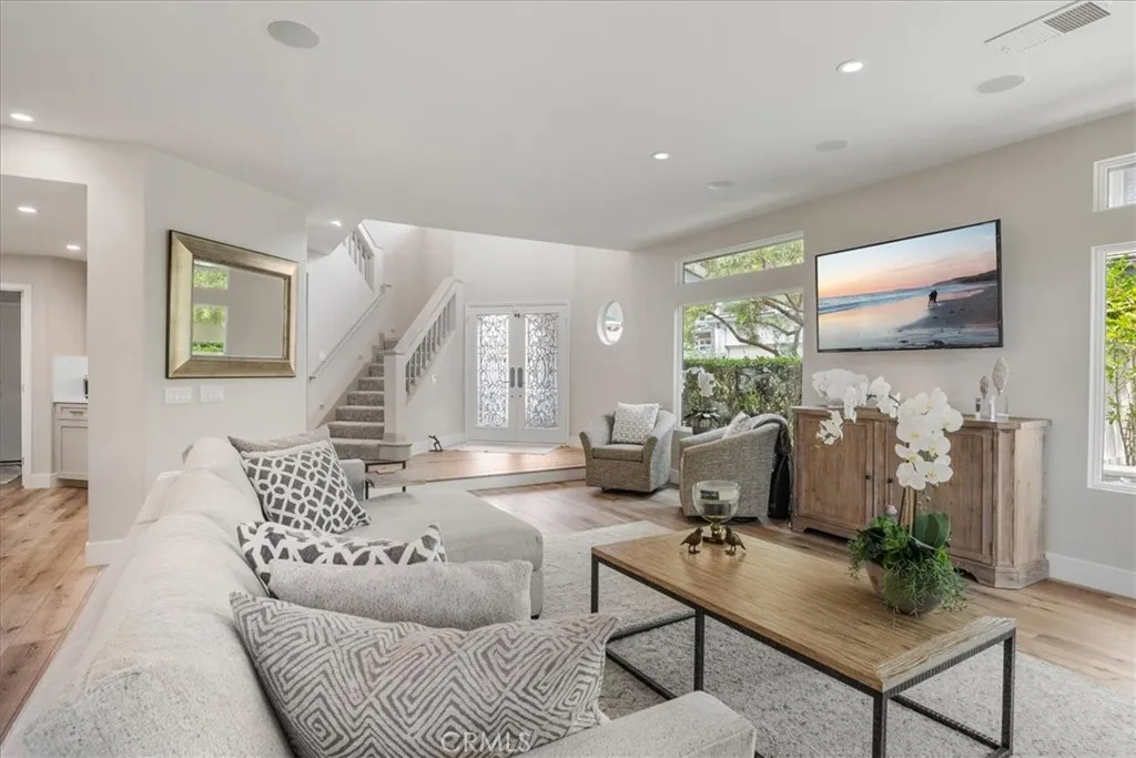 Laguna Niguel, California 92677, United States, 3 Bedrooms Bedrooms, ,3 BathroomsBathrooms,Residential,Active,159023