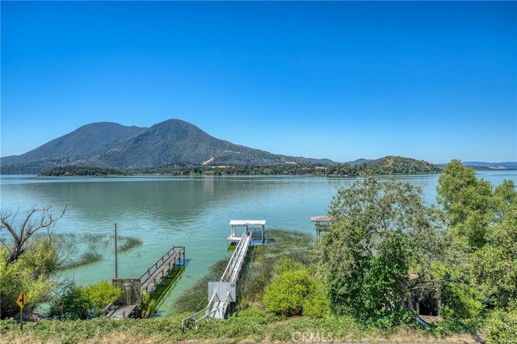 9175 Glenhaven