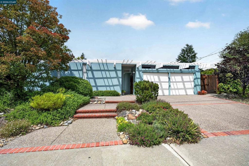 2648 San Carlos Dr DR