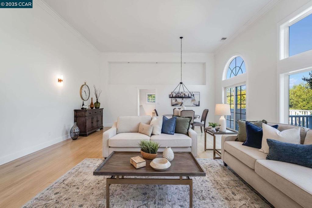 DEL REY - Residential