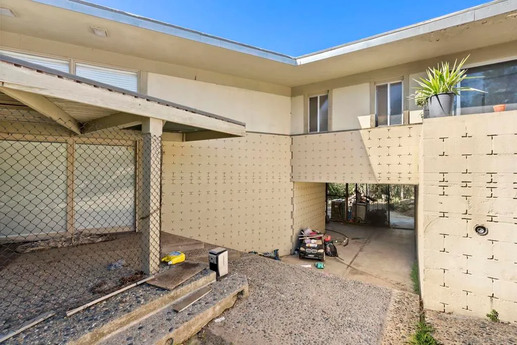 Valley Center, California 92082, United States, 3 Bedrooms Bedrooms, ,4 BathroomsBathrooms,Residential,Active,256744