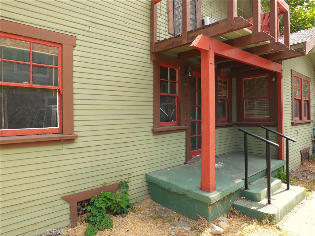 744 Gladys Avenue