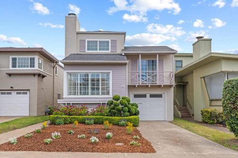 Photo of 24 Westmont Drive, Daly City, CA 94015 (MLS # ML82042842)