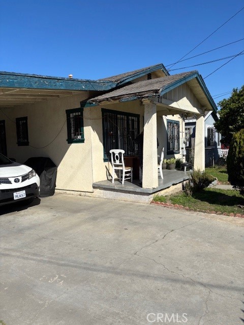 711 N Crane Avenue