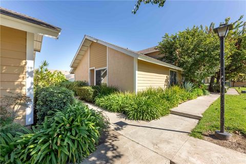 Photo of 25331 Via Viejo, Lake Forest, CA 92630 (MLS # PW25242916) Photo of 25331 Via Viejo, Lake Forest, CA 92630 (MLS # PW25242916)