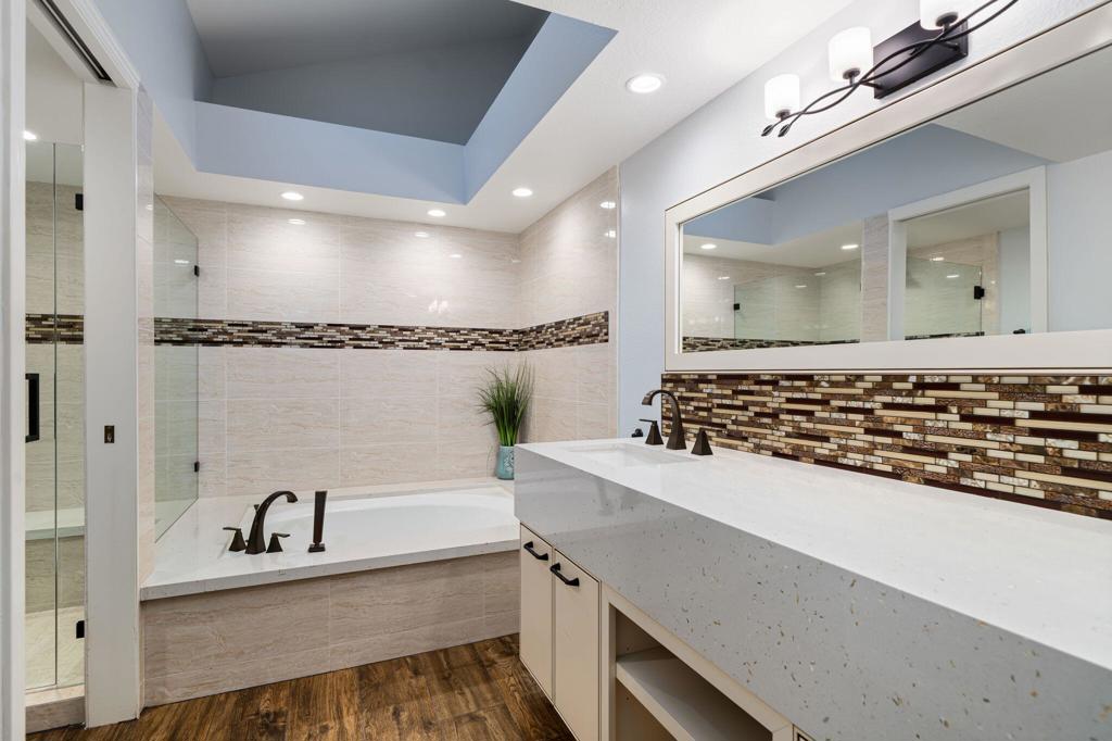 Los Lagos - Residential