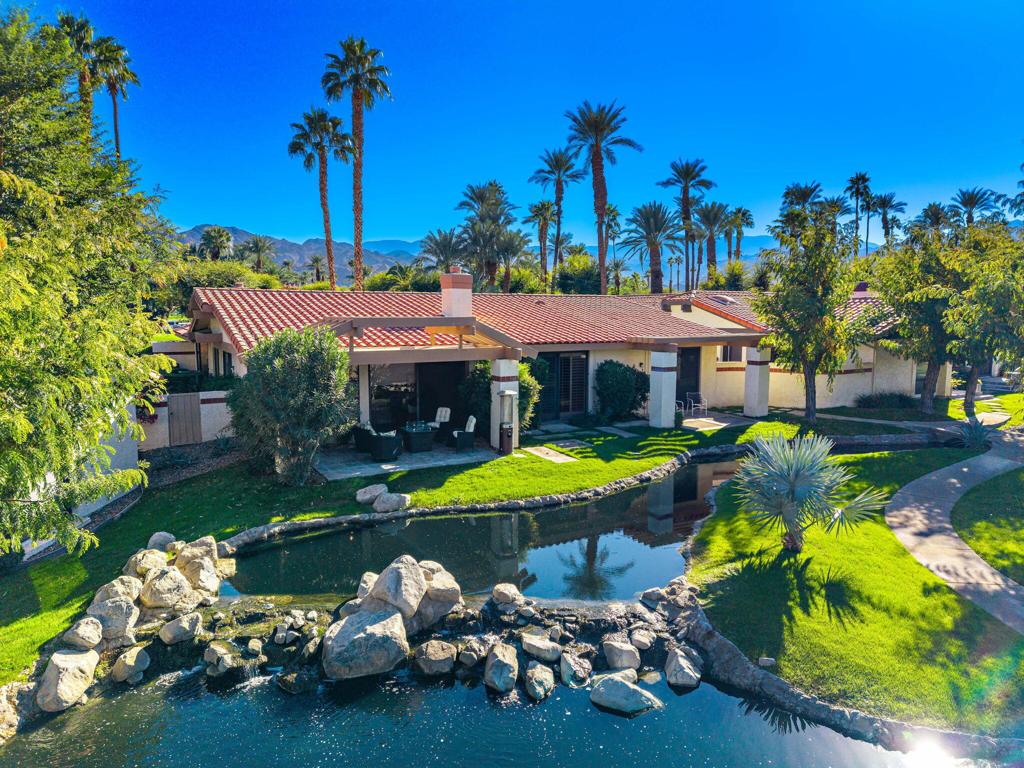 Los Lagos - Residential