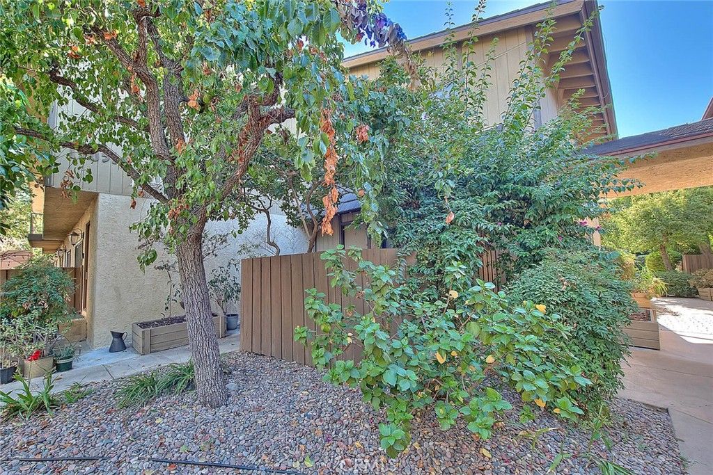 Photo of 15051 Sherman Way #F, Van Nuys, CA 91405 (MLS # CV25197112)