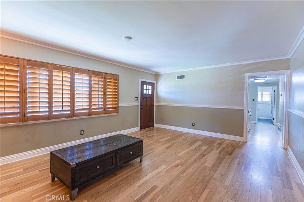 1609 W Workman