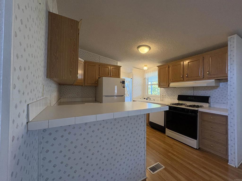 1815 Sweetwater Rd 155