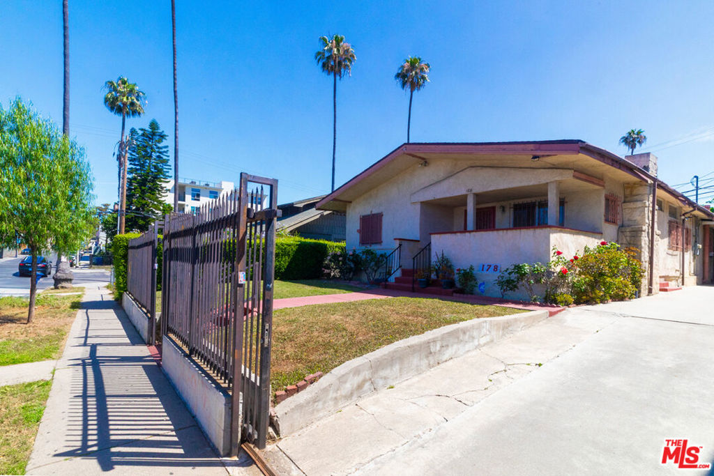 178 N Mariposa Avenue