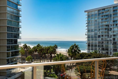 Photo of 1810 Avenida del Mundo #601, Coronado, CA 92118 (MLS # 260024146SD)