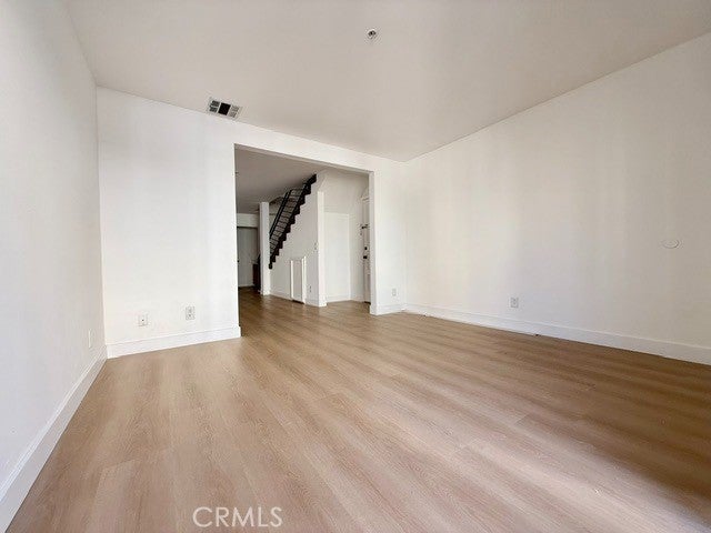 116 W Maple Street 16