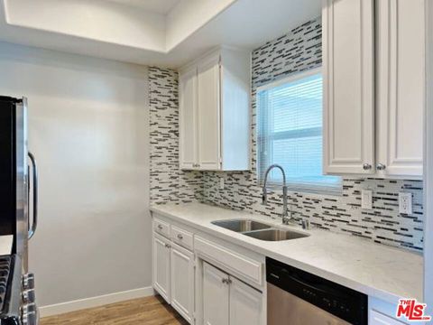 Photo of 14430 BENEFIT Street #103, Sherman Oaks, CA 91423 (MLS # 26838535)