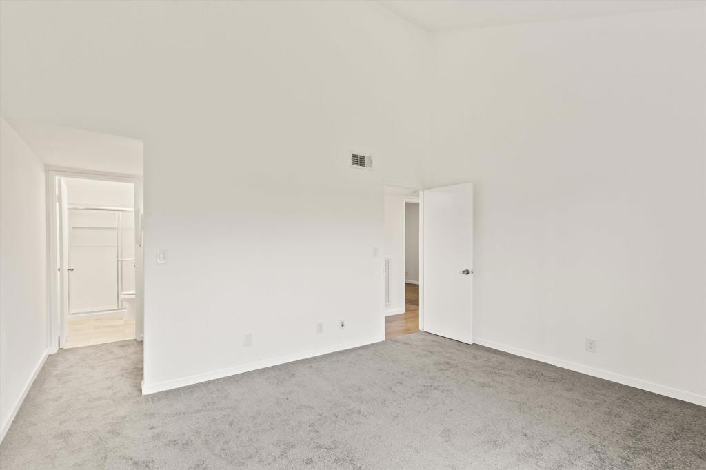 Cathedral Villas - Residential