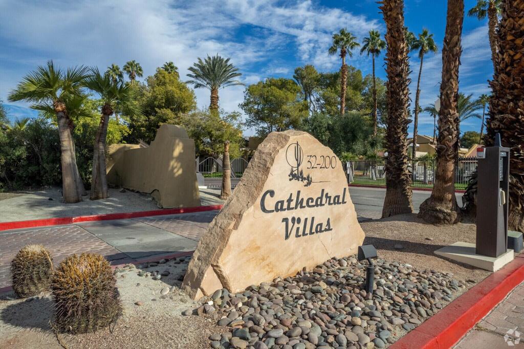 Cathedral Villas - Residential