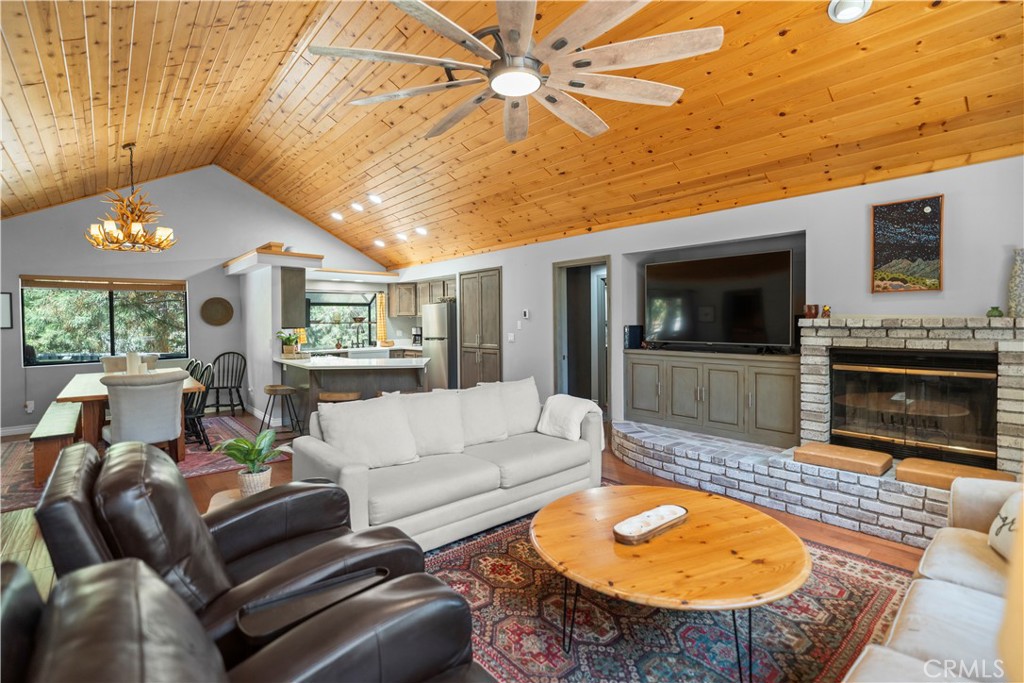 2313 Cypress Way