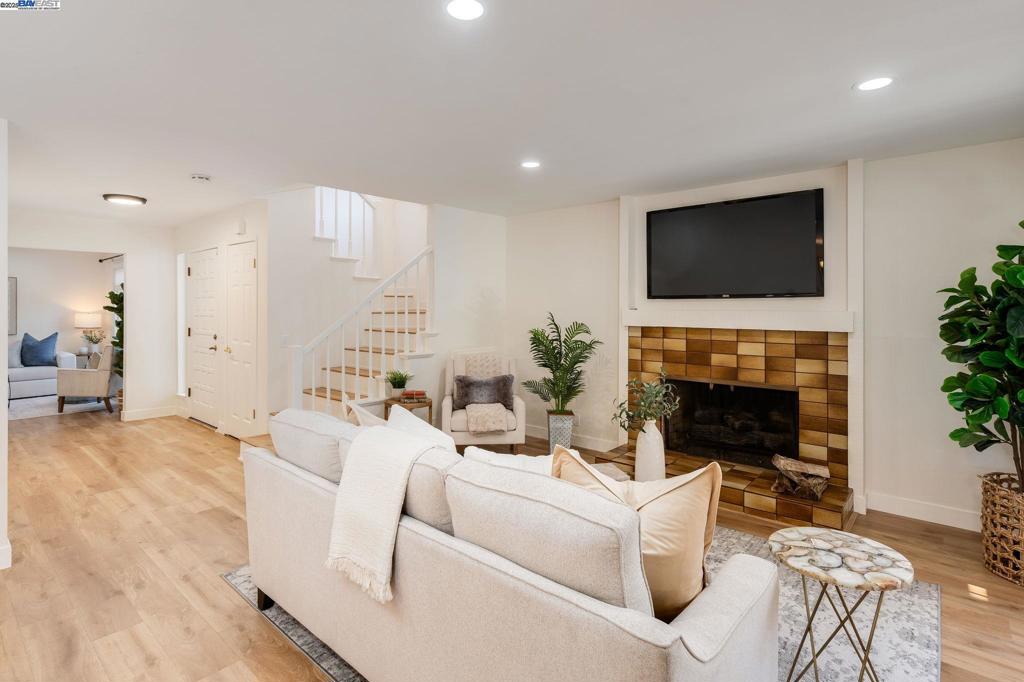 SYCAMORE - Residential