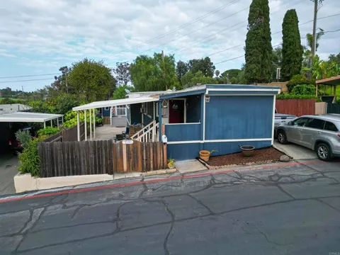 1455 Alturas Rd Unit 46, Fallbrook, CA 92028 - MLS#: NDP2600804