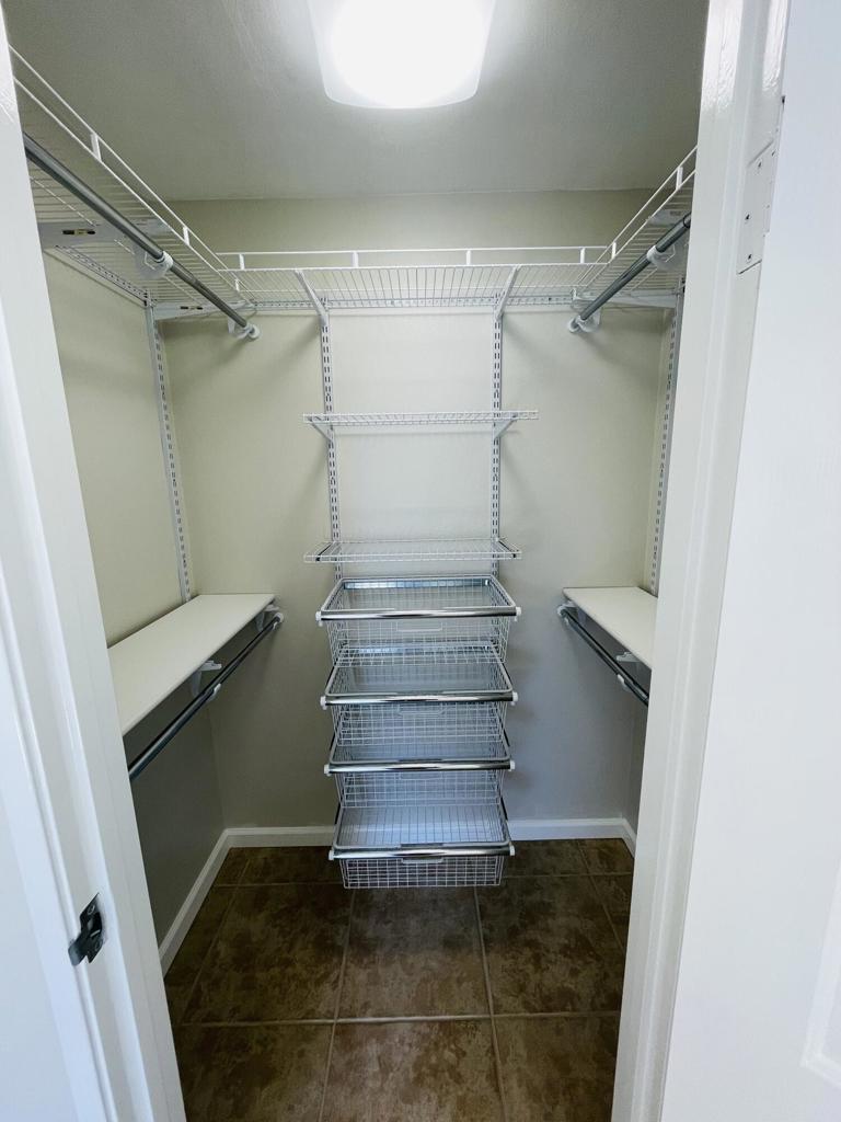 Palm Lakes - Residential Lease