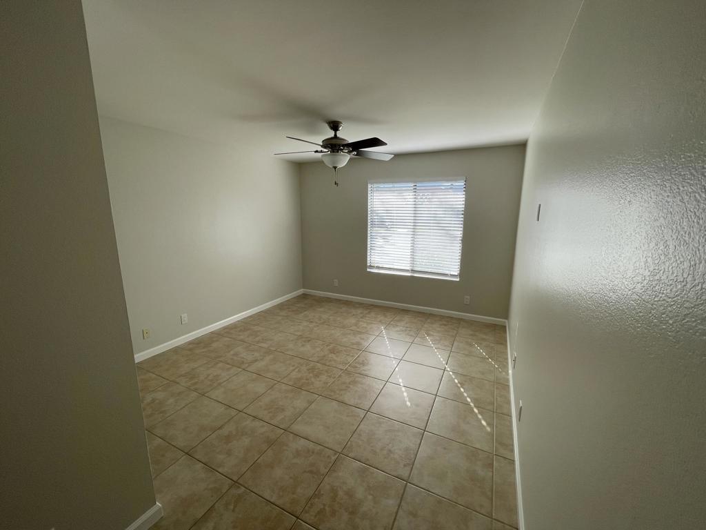 Palm Lakes - Residential Lease