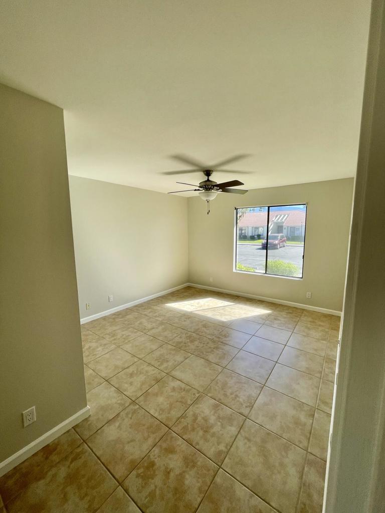 Palm Lakes - Residential Lease