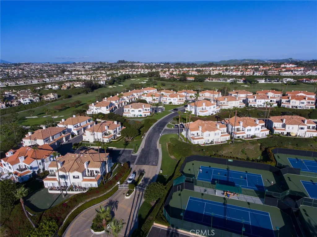 Dana Point, California 92629, United States, 2 Bedrooms Bedrooms, ,2 BathroomsBathrooms,Residential,Active,245617
