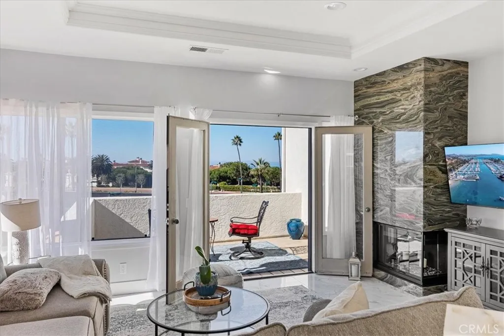 Dana Point, California 92629, United States, 2 Bedrooms Bedrooms, ,2 BathroomsBathrooms,Residential,Active,245617