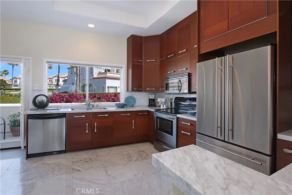 Dana Point, California 92629, United States, 2 Bedrooms Bedrooms, ,2 BathroomsBathrooms,Residential,Active,245617