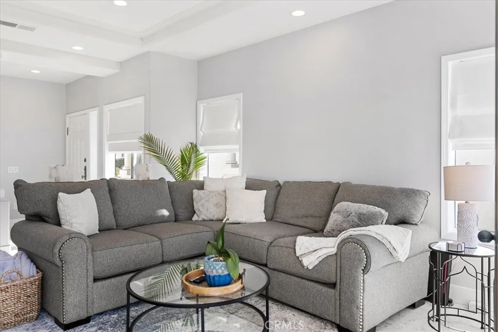 Dana Point, California 92629, United States, 2 Bedrooms Bedrooms, ,2 BathroomsBathrooms,Residential,Active,245617