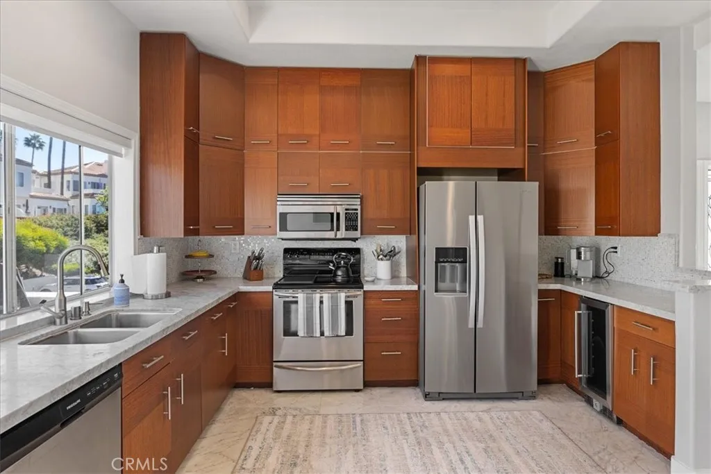 Dana Point, California 92629, United States, 2 Bedrooms Bedrooms, ,2 BathroomsBathrooms,Residential,Active,245617