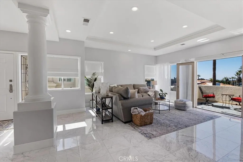 Dana Point, California 92629, United States, 2 Bedrooms Bedrooms, ,2 BathroomsBathrooms,Residential,Active,245617