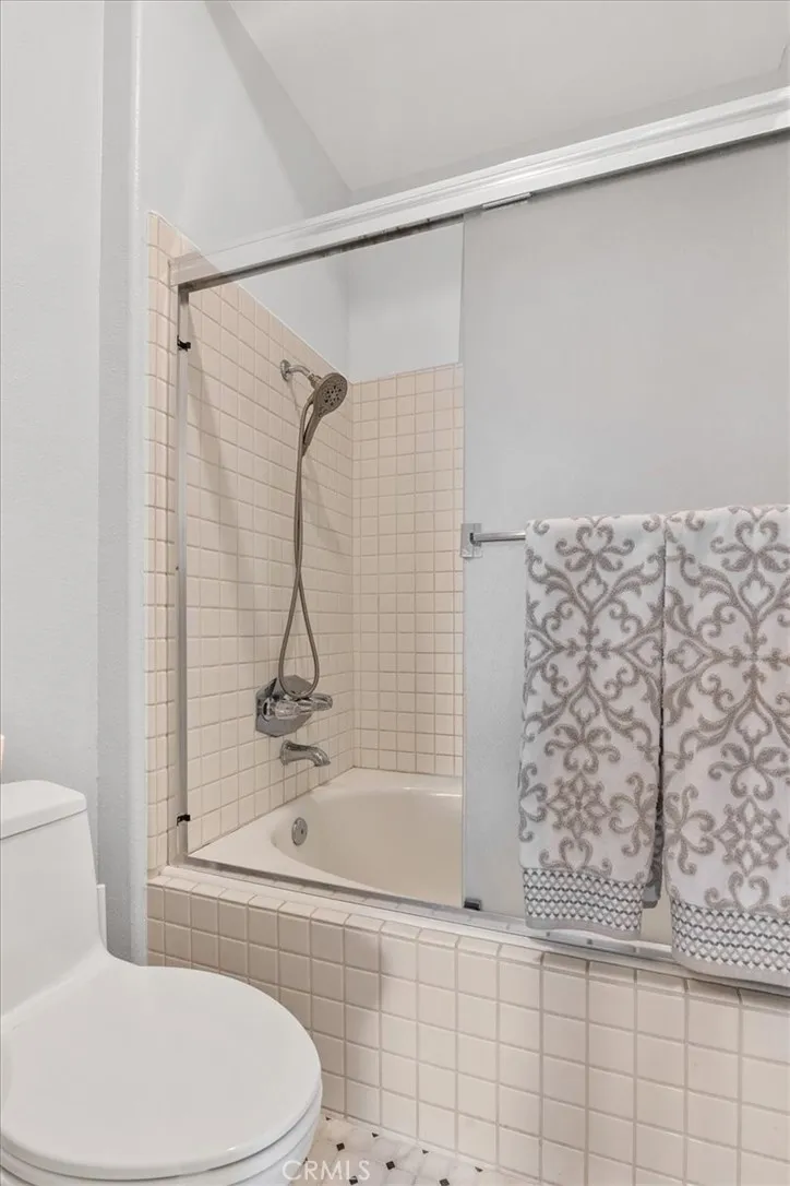 Dana Point, California 92629, United States, 2 Bedrooms Bedrooms, ,2 BathroomsBathrooms,Residential,Active,245617