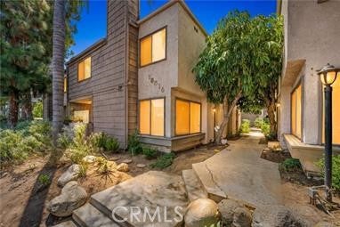 Photo of 18316 Hatteras ST #20, Tarzana, CA 91356 (MLS # SR26203772)