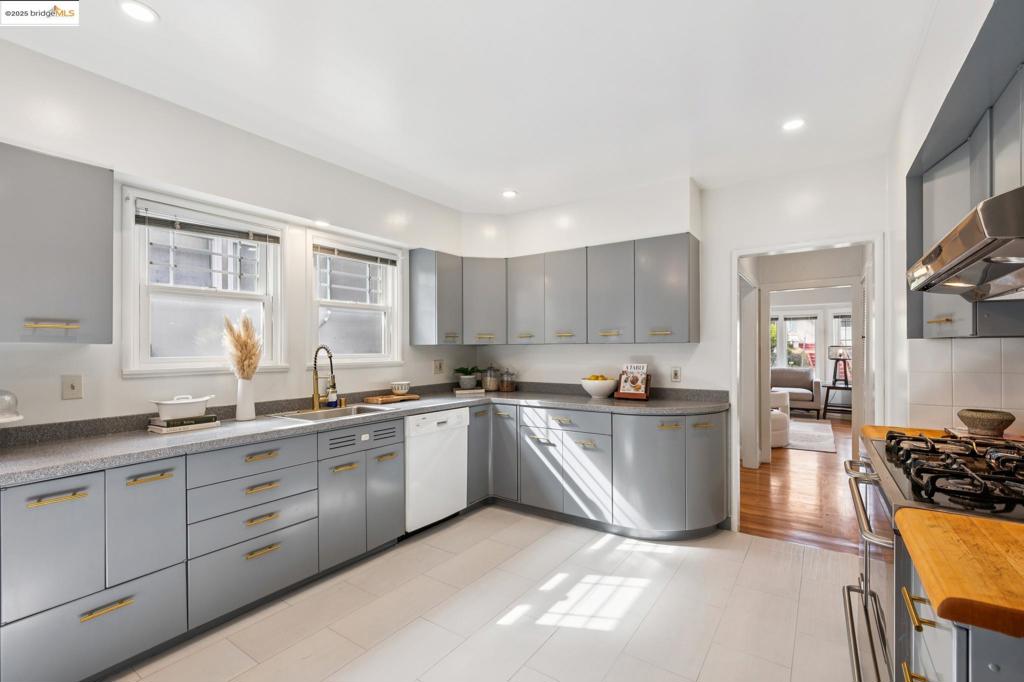 MAXWELL PARK - Residential