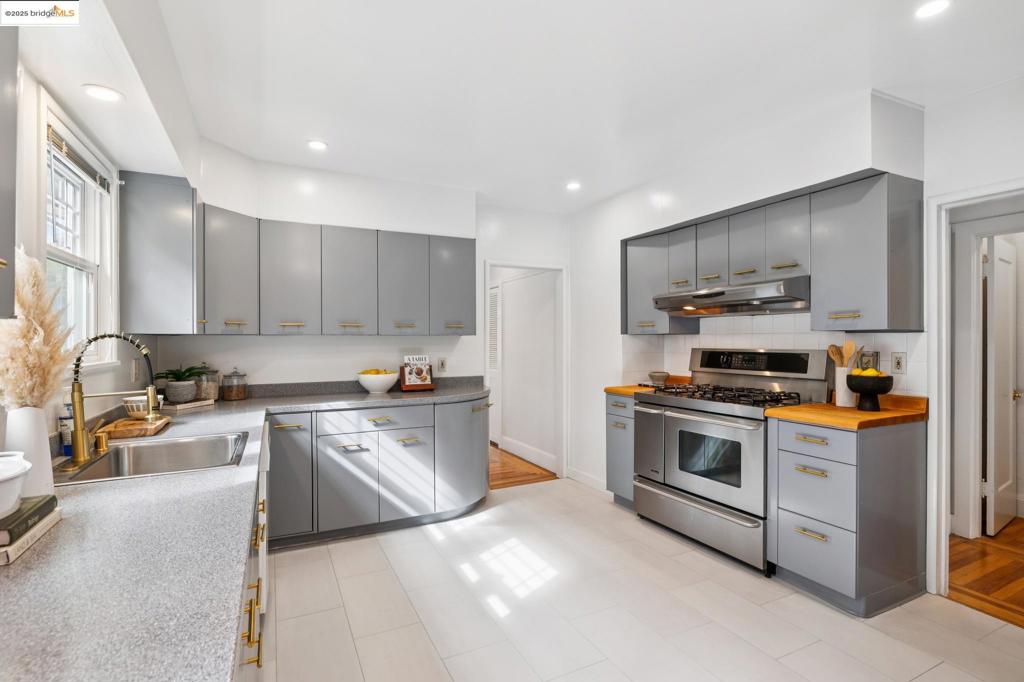 MAXWELL PARK - Residential