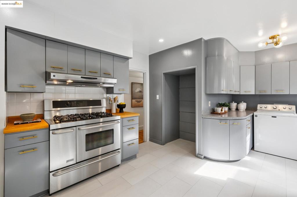 MAXWELL PARK - Residential